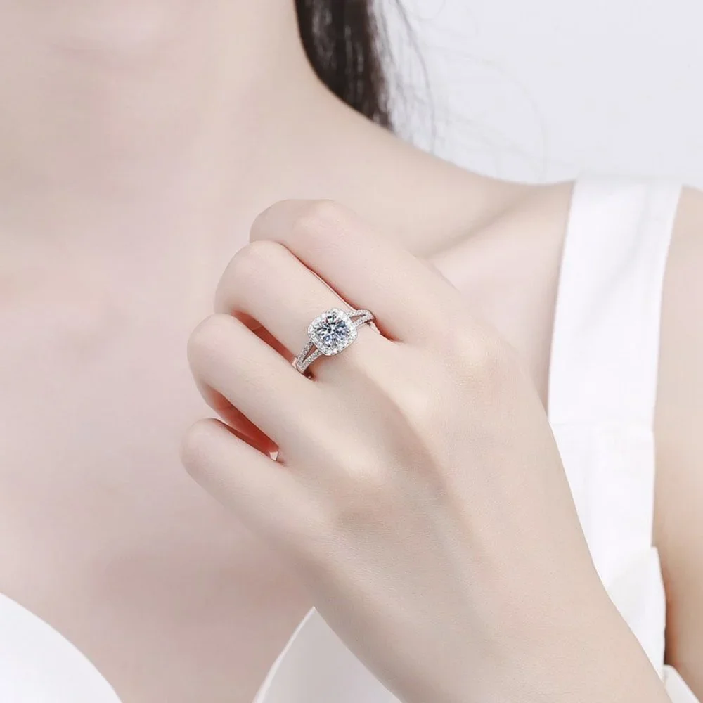 Certified 1ct. t.w. Moissanite Diamond Square Halo Wedding Engagement Ring NEW
